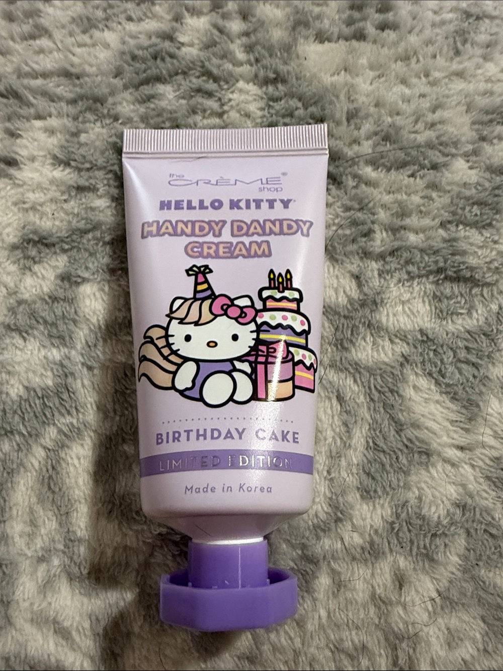 3/$15 🌸 Hello Kitty Handy Dandy Birthday Cake Hand Cream